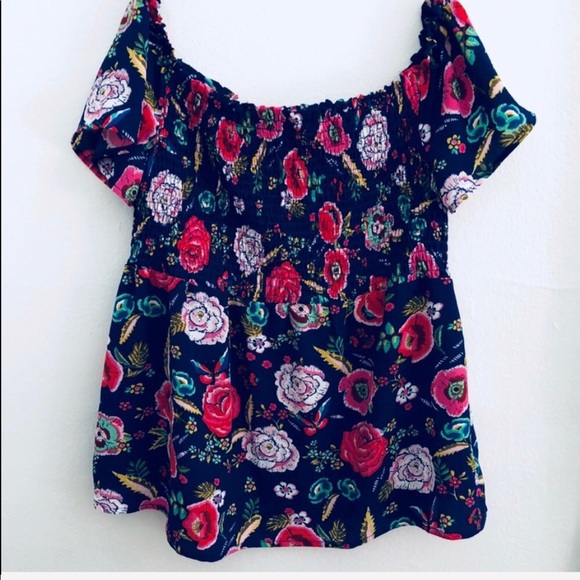 Off-The-Shoulder Floral Top - Picture 1 of 8